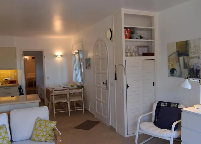 Apartman Ava Senia 1a